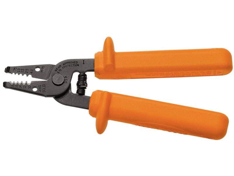 Pelacables y cortacables aislados Cat. No. 11045-INS