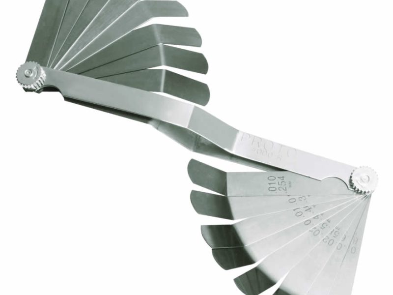 CALIBRADOR DE LAMINAS DE 16 HOJAS C/VALVULAS SUPERIOR CAT. NO. J000R