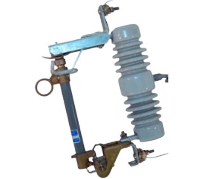 PARARRAYO PORCELANA 15 KV/ 100 A. (110 KV-10 KAMP) CAT. NO. USCO-001